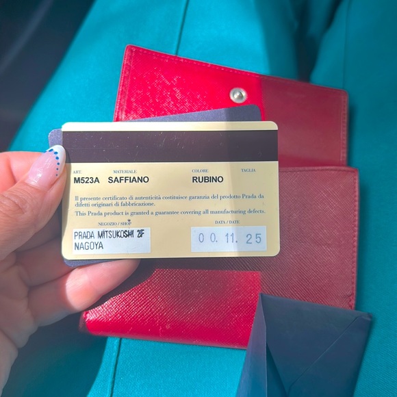 *Beautiful Ruby Red Prada Wallet* - Picture 4 of 4